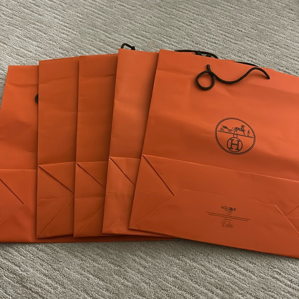 5 Hermes Shopping Bags